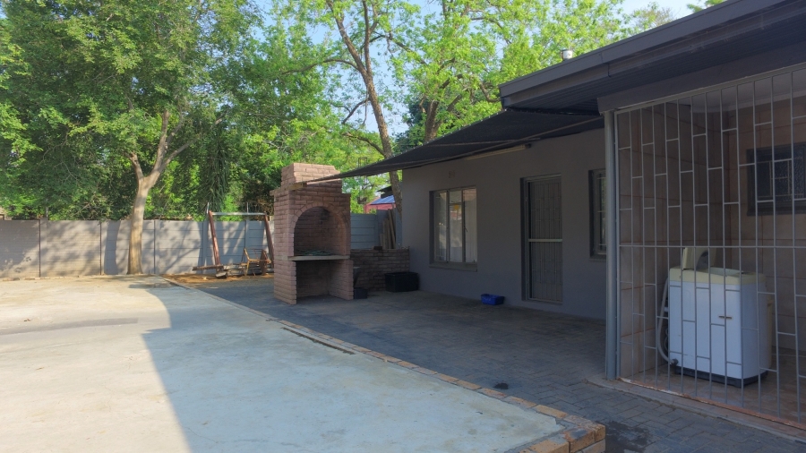 Commercial Property for Sale in Bodorp North West
